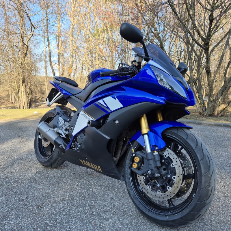 Yamaha R6 nuoma