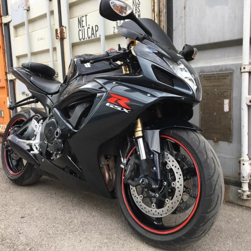Suzuki GSXR 750 nuoma