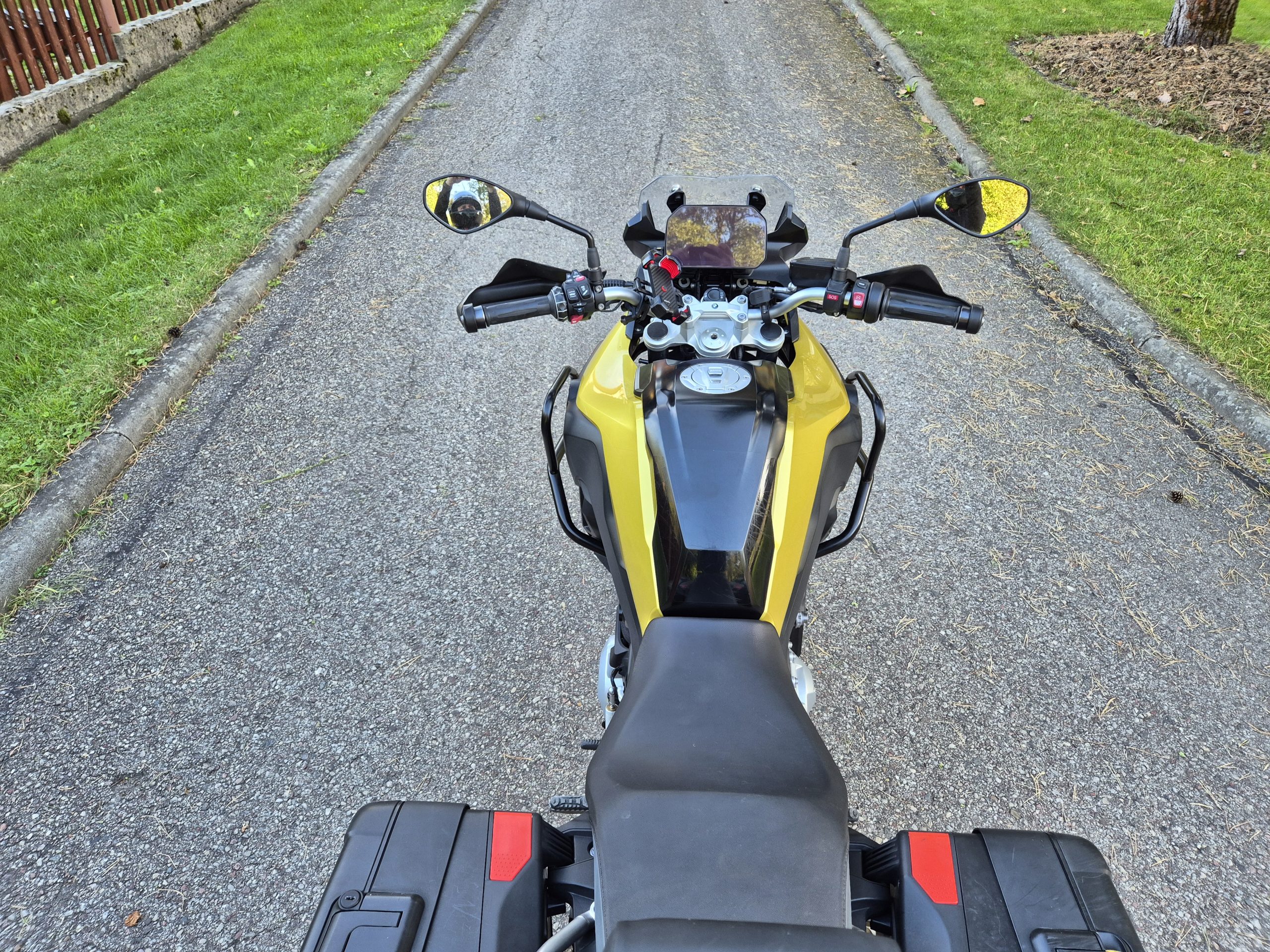BMW GS F750 G - Image 8