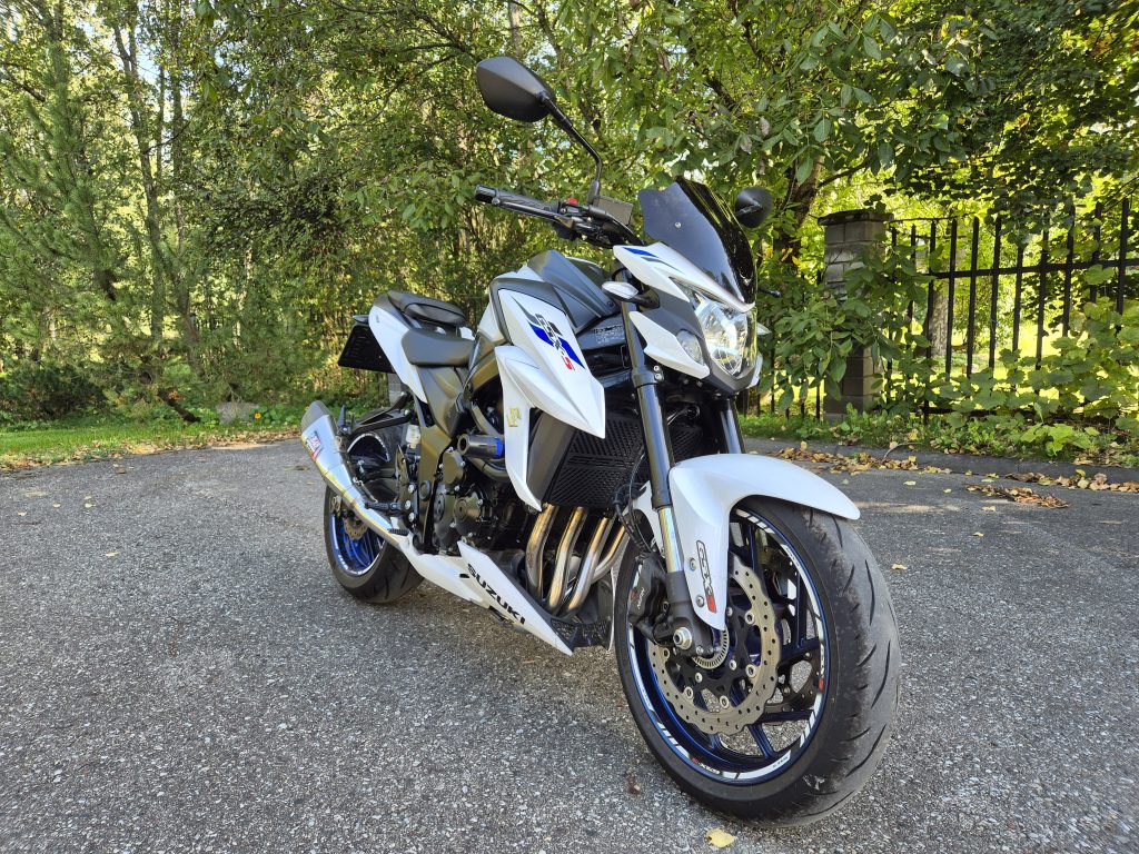 Suzuki GSX-S nuoma