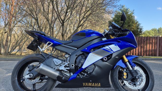 Yamaha R6 nuoma