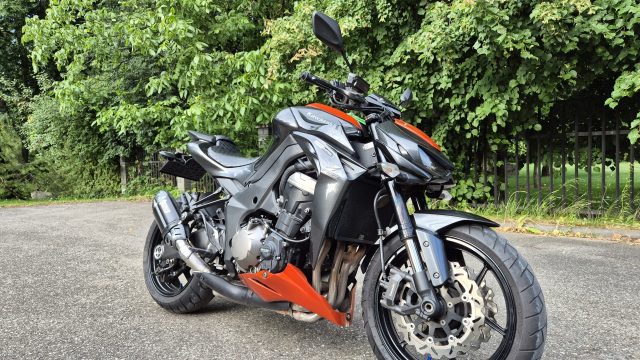 Kawasaki Z1000 nuoma